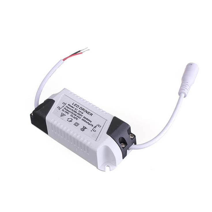 FB92038(18-25W) LED Driver_(White)