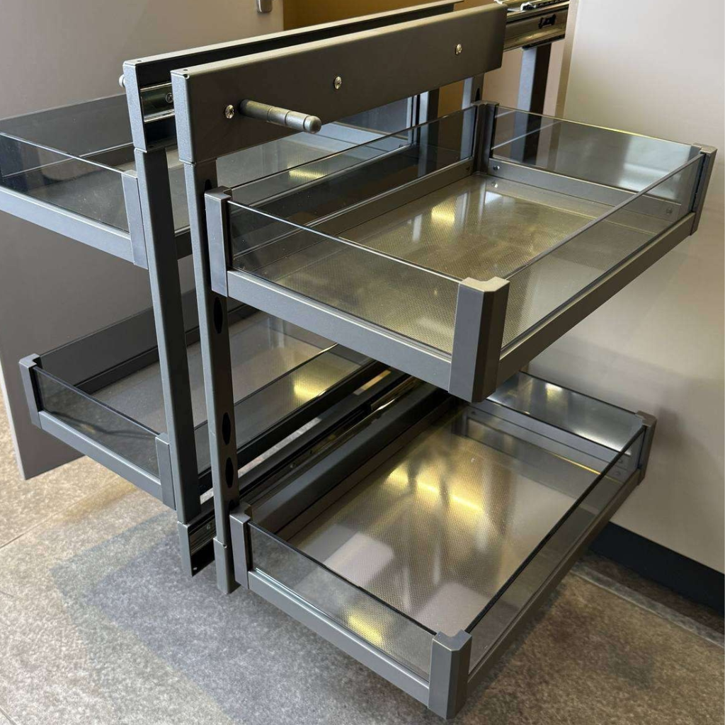 BLQK-900 Glass-Boxside Show Hand Corner Rack